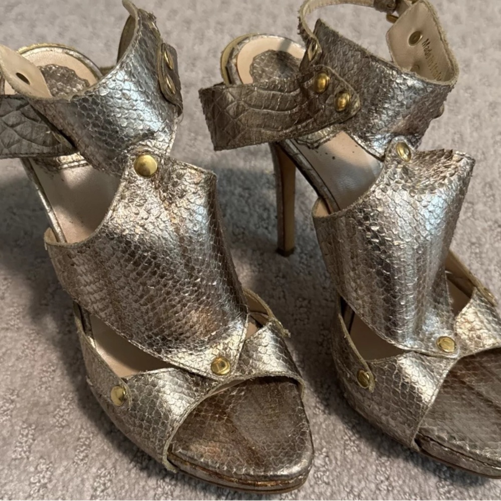 Super sexy Gold leather gladiator Heels with Ankle Straps as seen on SATC! - Picture 6 of 7